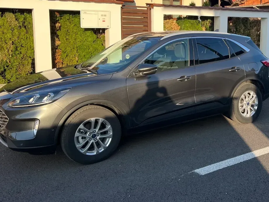 Ford Kuga III — imagine 4