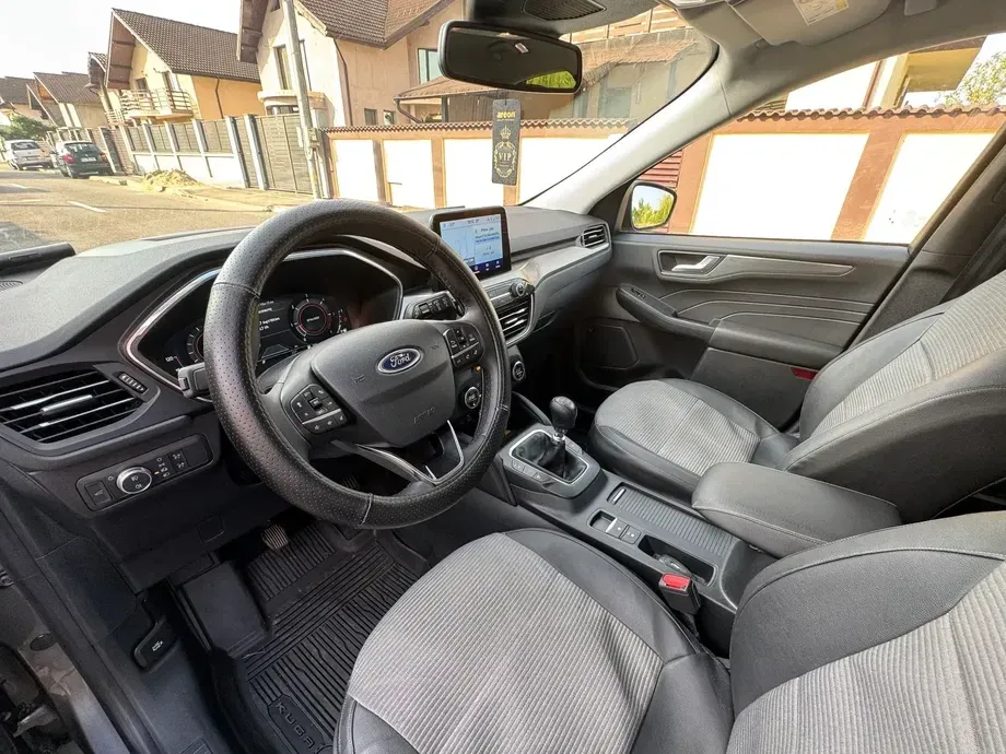 Ford Kuga III — imagine 8