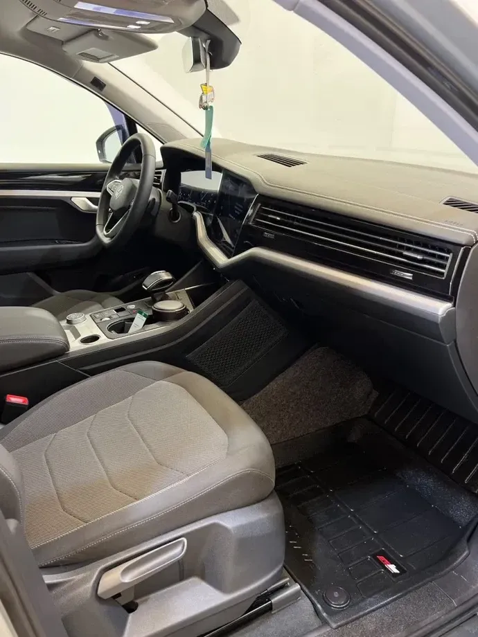 Volkswagen Touareg III — imagine 5