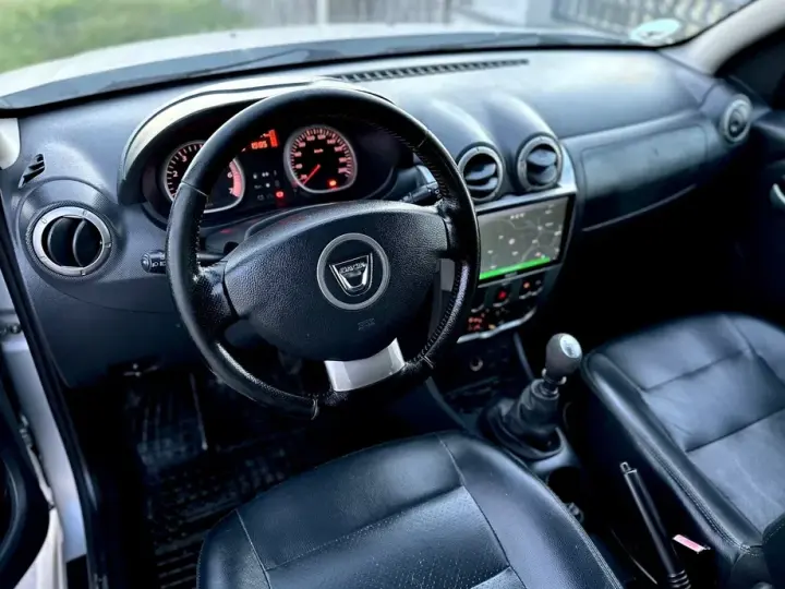 Dacia Duster I