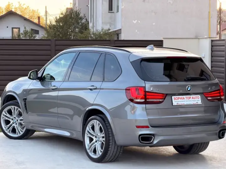 BMW X5 F15 xDrive30d Sport-Aut.