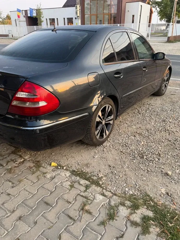 Mercedes-Benz E W211 — imagine 4