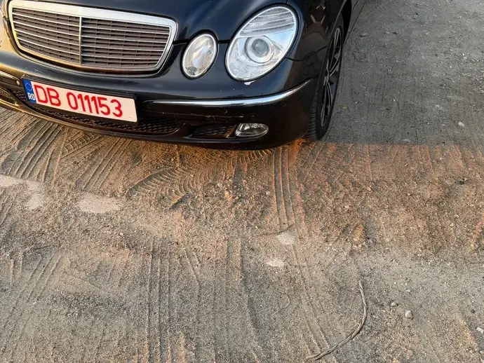 Mercedes-Benz E W211