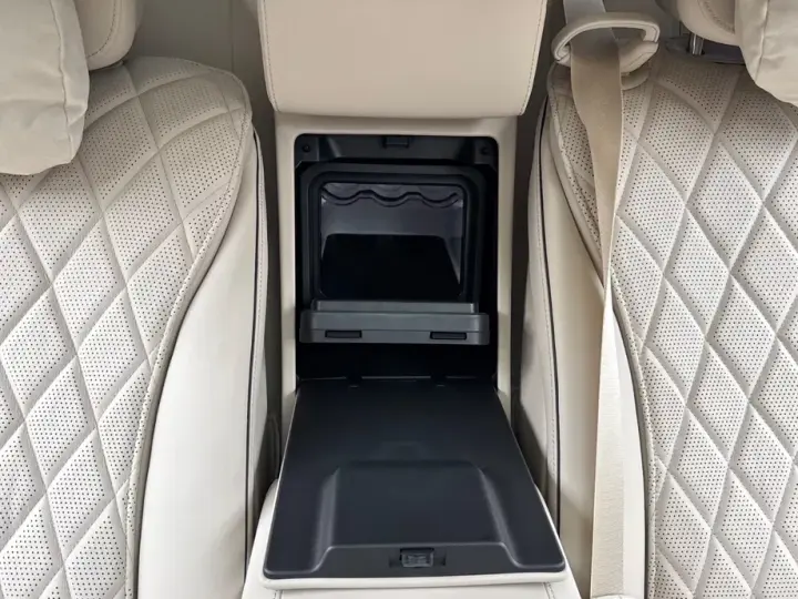Mercedes-Benz S