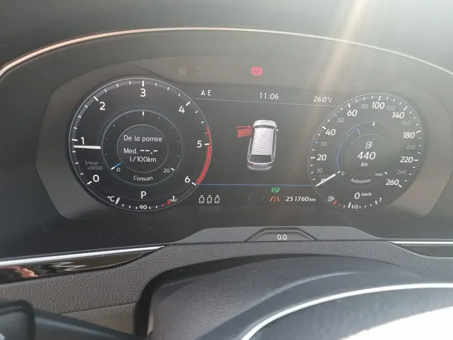 Volkswagen Passat B8 2.0 TDI DSG 4Motion Highline — imagine 8