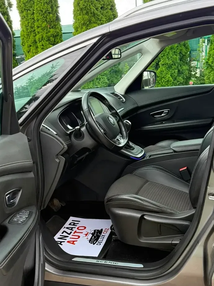 Renault Grand Scenic ENERGY dCi 160 EDC BOSE EDITION — imagine 9