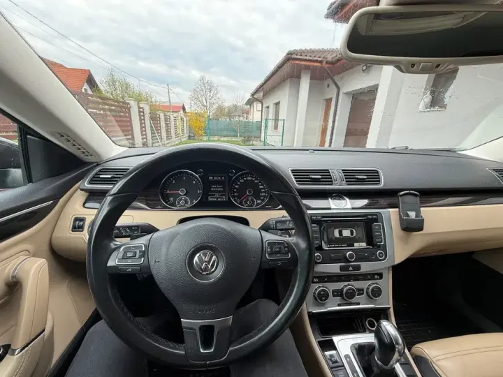 Volkswagen Passat CC