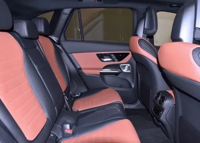 Mercedes-Benz GLC X254 300 4MATIC MHEV — imagine 4