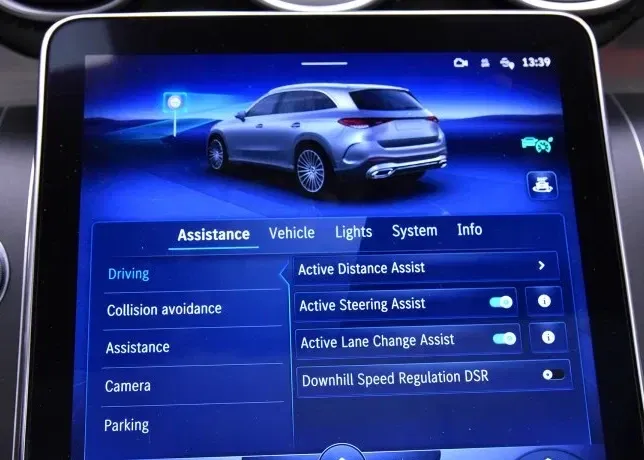 Mercedes-Benz GLC X254 300 4MATIC MHEV — imagine 8