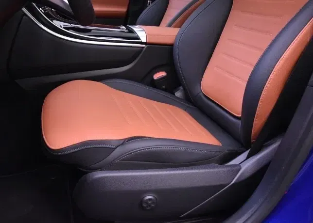 Mercedes-Benz GLC X254 300 4MATIC MHEV — imagine 5