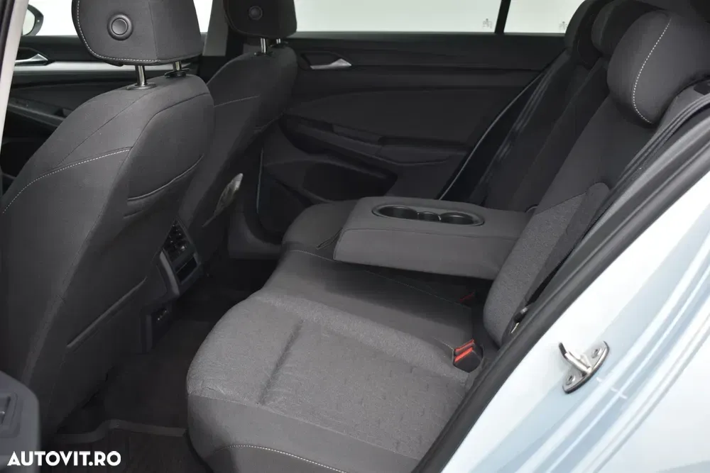 Volkswagen Golf 1.5 TSI eHybrid DSG PHEV Life — imagine 6