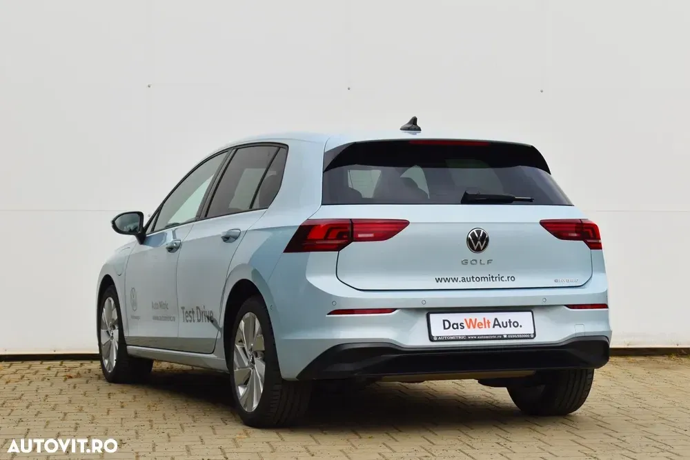 Volkswagen Golf 1.5 TSI eHybrid DSG PHEV Life — imagine 3