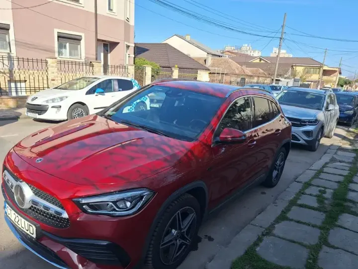 Mercedes-Benz GLA H247 250 e