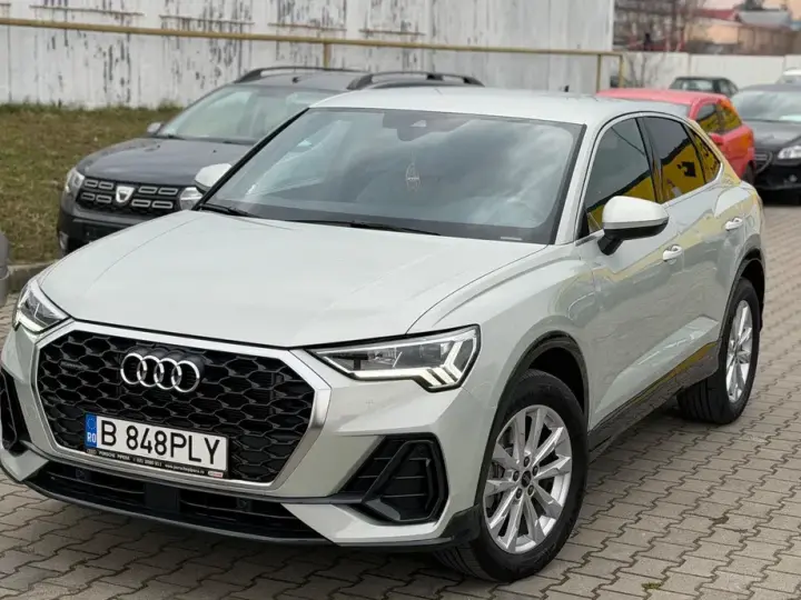 Audi Q3 F3 2.0 40 TFSI S tronic quattro S Line