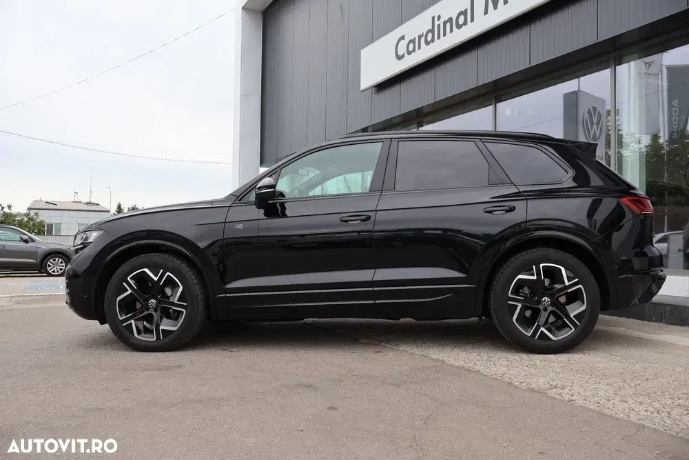 Volkswagen Touareg V6 TDI 4MOTION R-Line — imagine 4