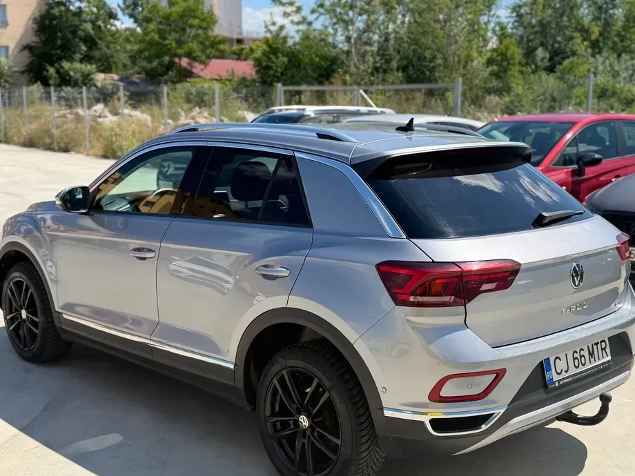 Volkswagen T-Roc 2.0 TSI 4Mot DSG R-Line — imagine 3