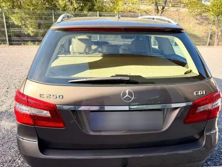 Mercedes-Benz E W212