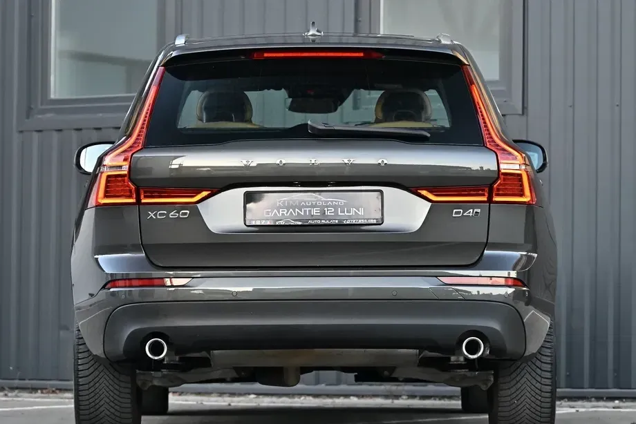 Volvo XC 60 II D4 AWD Geartronic Momentum — imagine 4