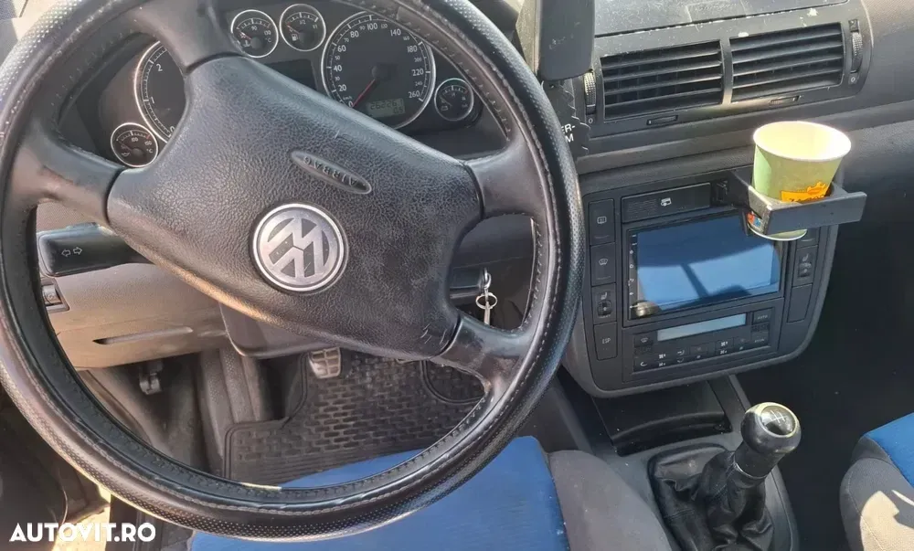 Volkswagen Sharan 1.9 TDI — imagine 6