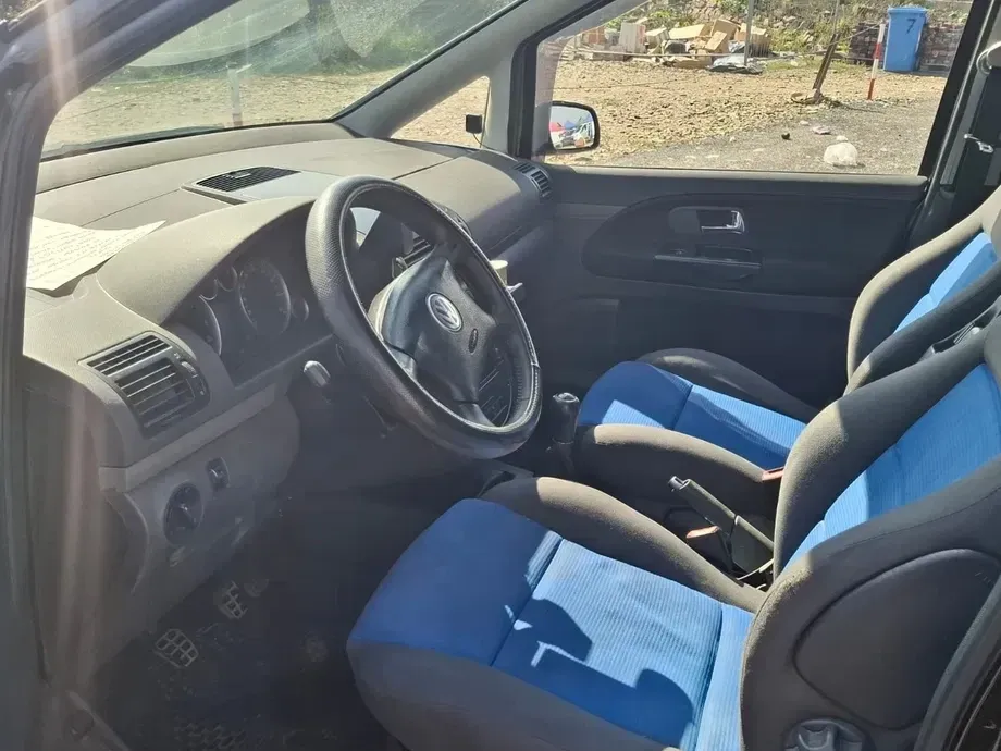 Volkswagen Sharan 1.9 TDI — imagine 5