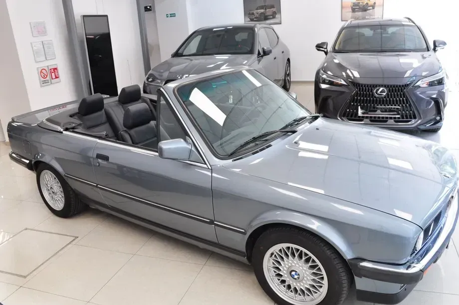 BMW Seria 3 E30 — imagine 6