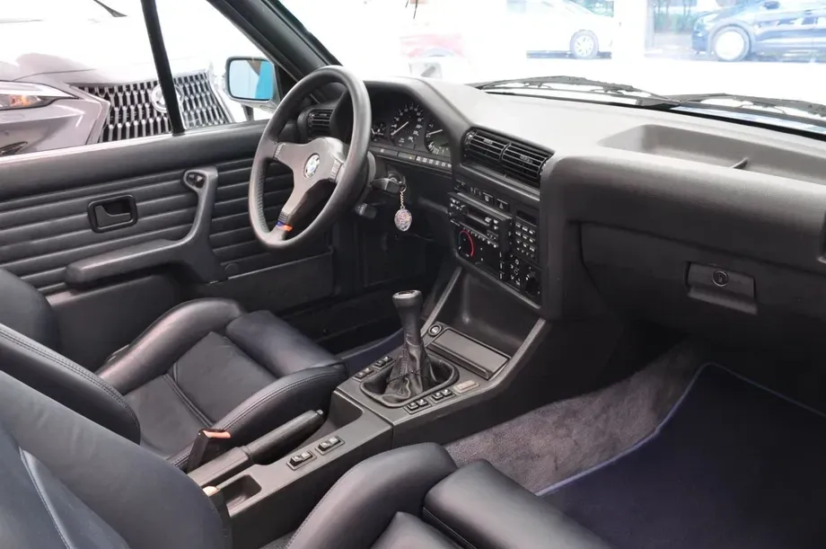 BMW Seria 3 E30 — imagine 8