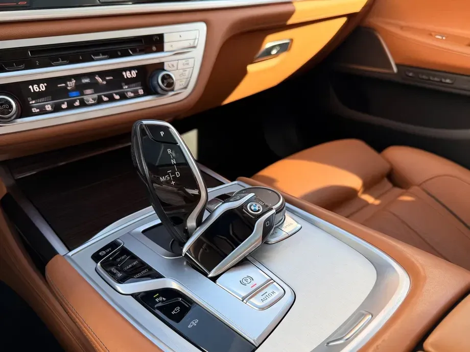BMW Seria 7 750Ld xDrive — imagine 9