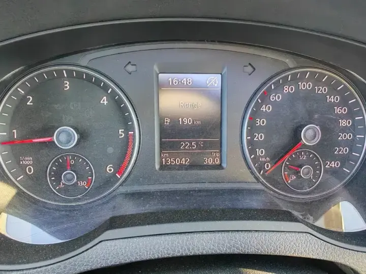 Volkswagen Sharan II 2.0 TDI DSG IQ.DRIVE