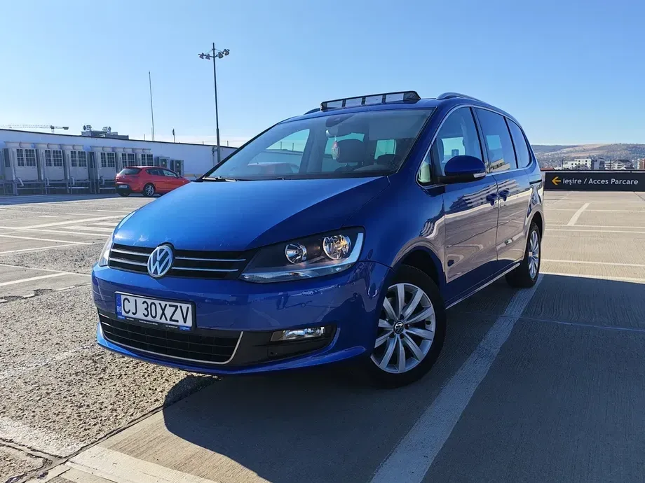 Volkswagen Sharan II 2.0 TDI DSG IQ.DRIVE — imagine 2