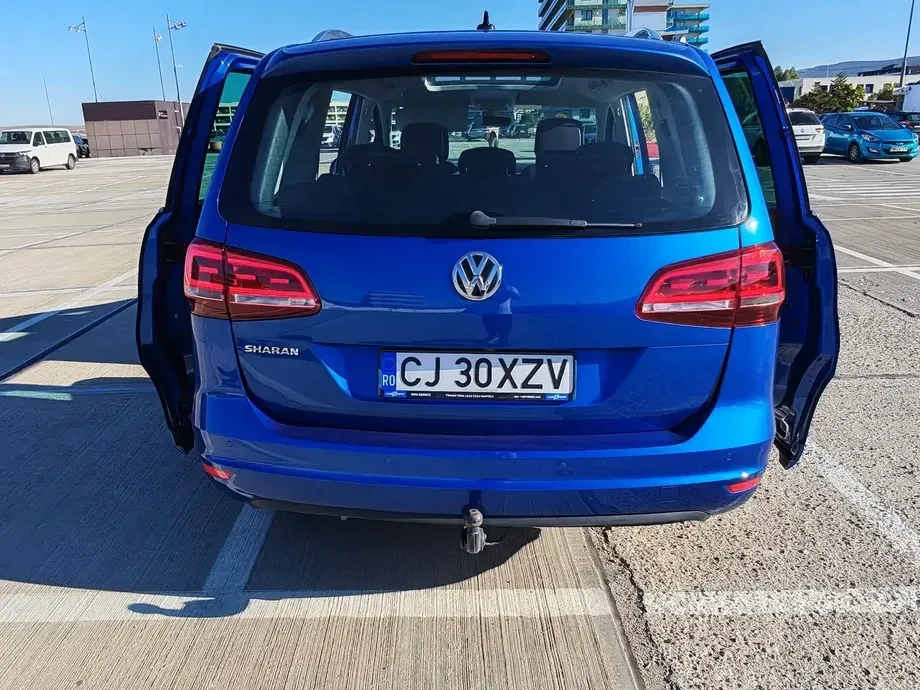 Volkswagen Sharan II 2.0 TDI DSG IQ.DRIVE — imagine 4