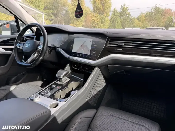 Volkswagen Touareg V6 TDI 4MOTION Style