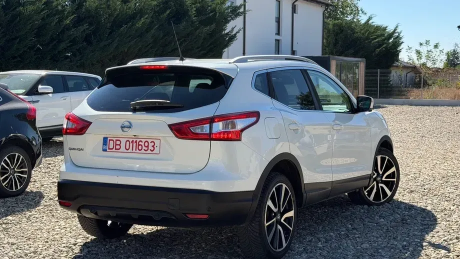 Nissan Qashqai II 1.6 DCI Xtronic TEKNA+ — imagine 4