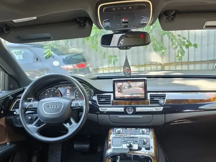 Audi A8 D5 3.0 TFSI quattro Tiptronic Langversion