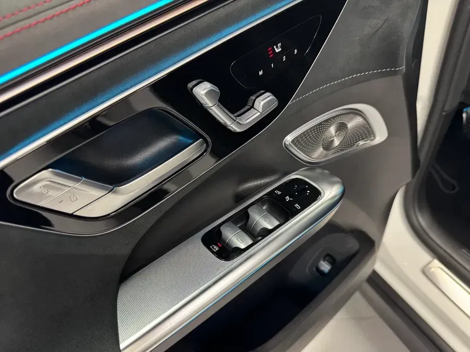 Mercedes-Benz EQE 350 4MATIC — imagine 7