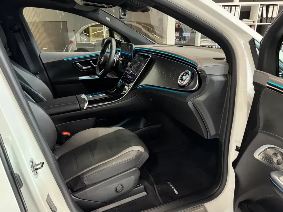 Mercedes-Benz EQE 350 4MATIC — imagine 9