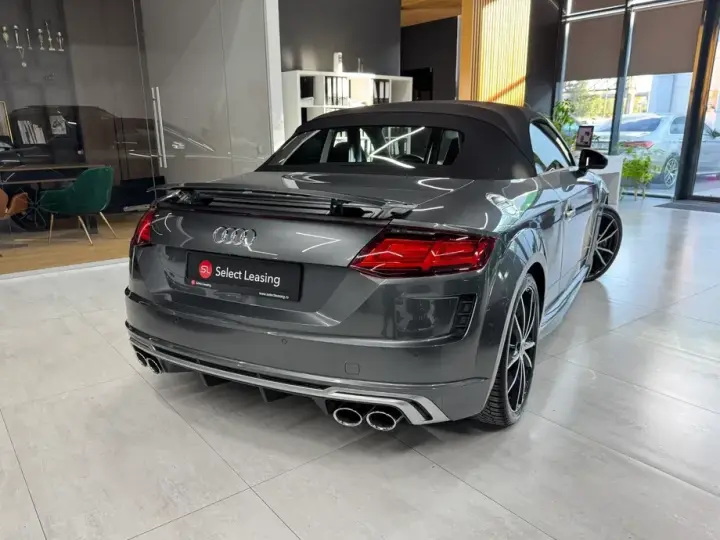 Audi TT S 8S TFSI quattro tronic