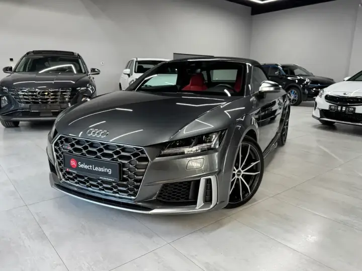 Audi TT S 8S TFSI quattro tronic