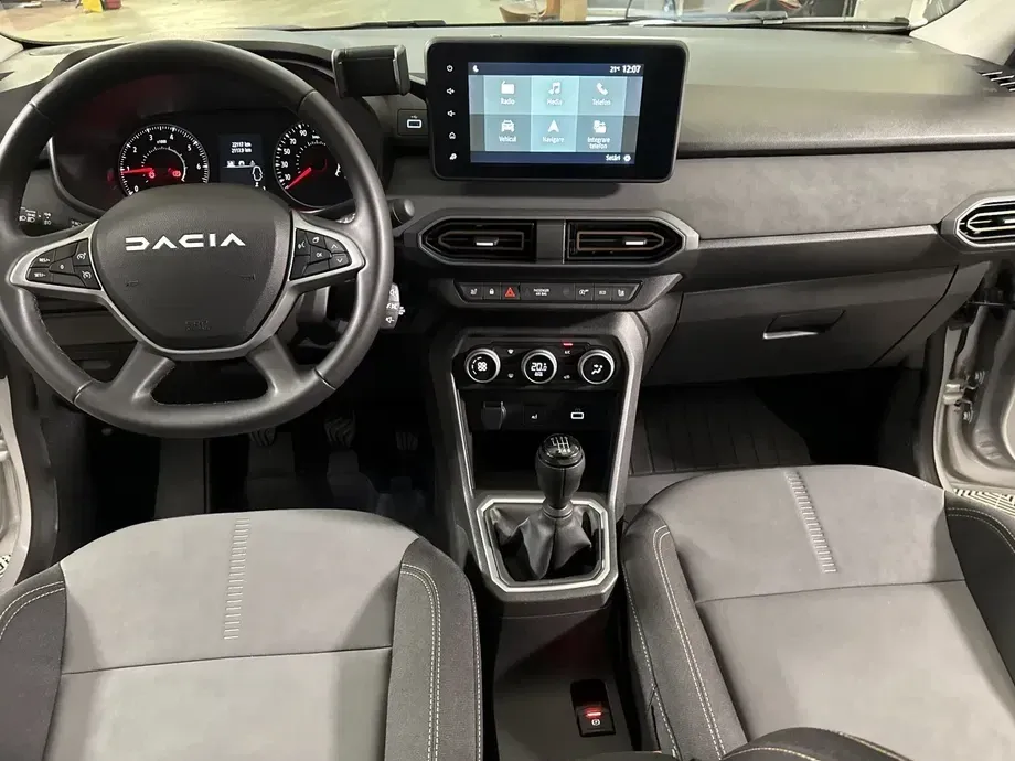 Dacia Sandero — imagine 9