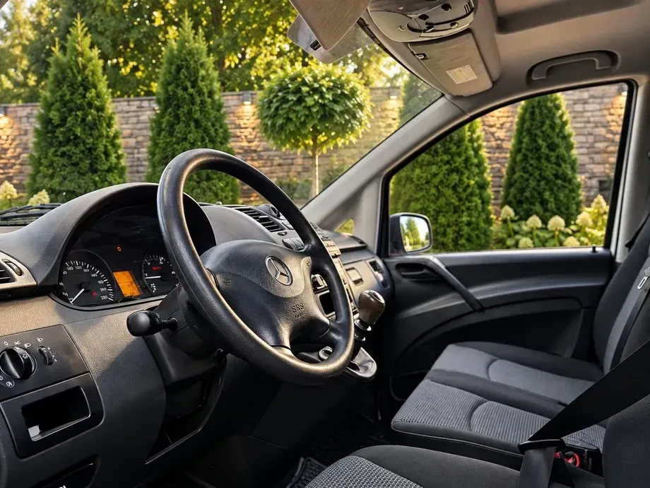 Mercedes-Benz Vito Tourer Lang PRO — imagine 6