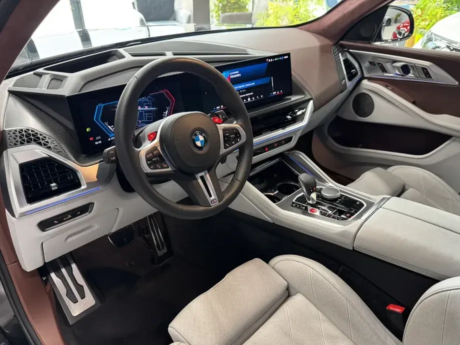 BMW XM 50e — imagine 8