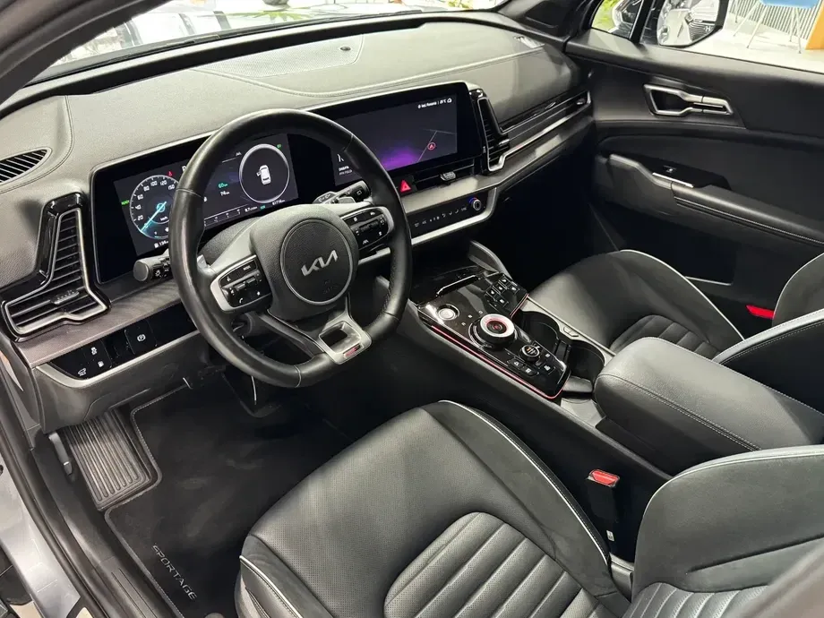 Kia Sportage V 1.6 T-GDI PHEV 6AT 4x4 GT Line — imagine 7