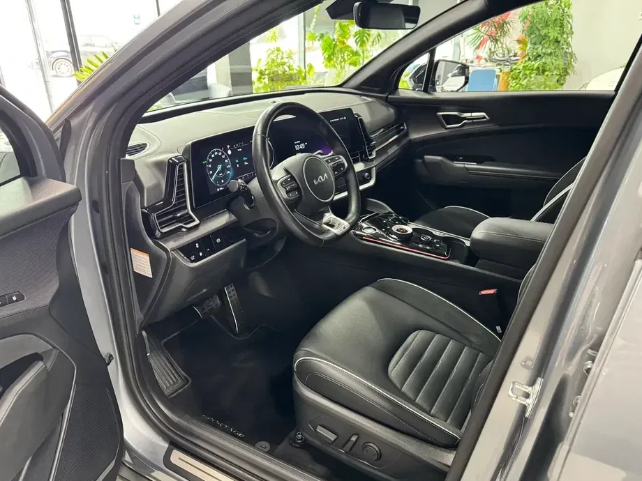 Kia Sportage V 1.6 T-GDI PHEV 6AT 4x4 GT Line — imagine 6