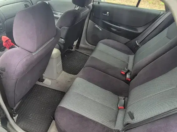 Mazda 323