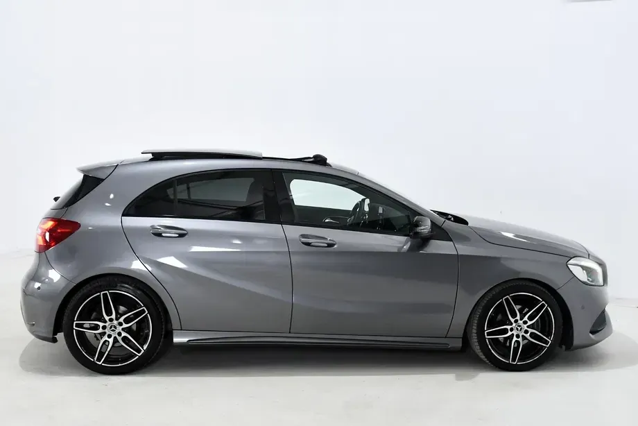 Mercedes-Benz A 180 W169 7G-DCT AMG Line — imagine 2