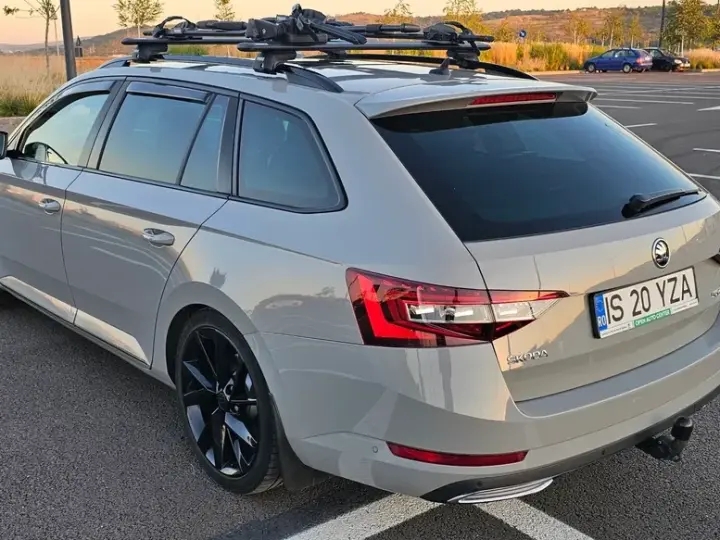 Škoda Superb III