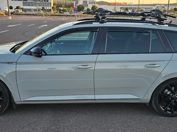 Škoda Superb III