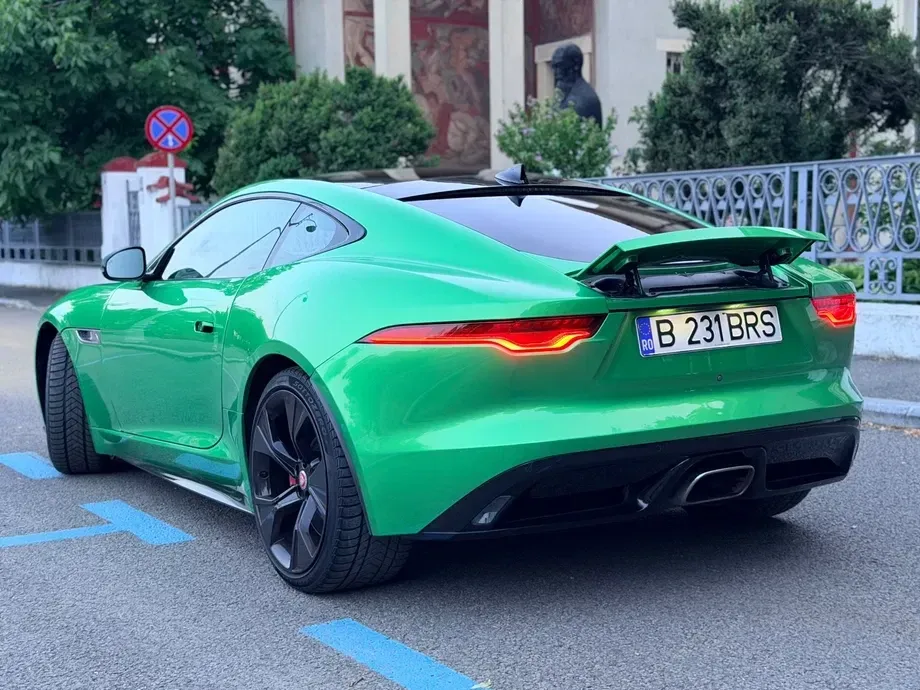 Jaguar F-Type — imagine 10