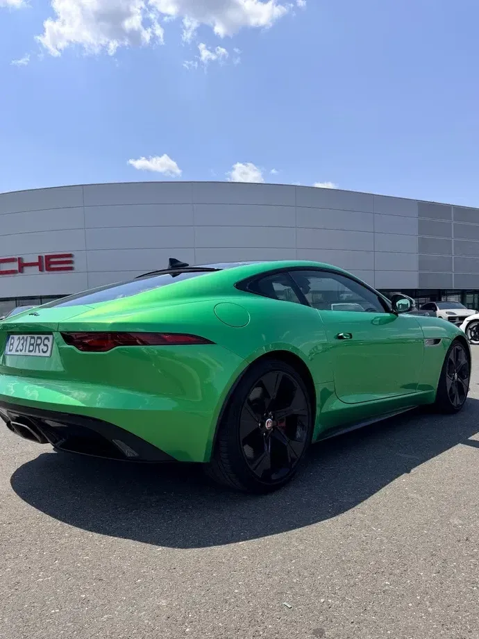 Jaguar F-Type — imagine 8