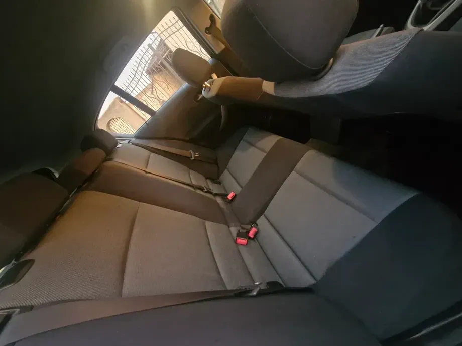 BMW Seria 1 E81/E82/E87/E88 116i — imagine 7