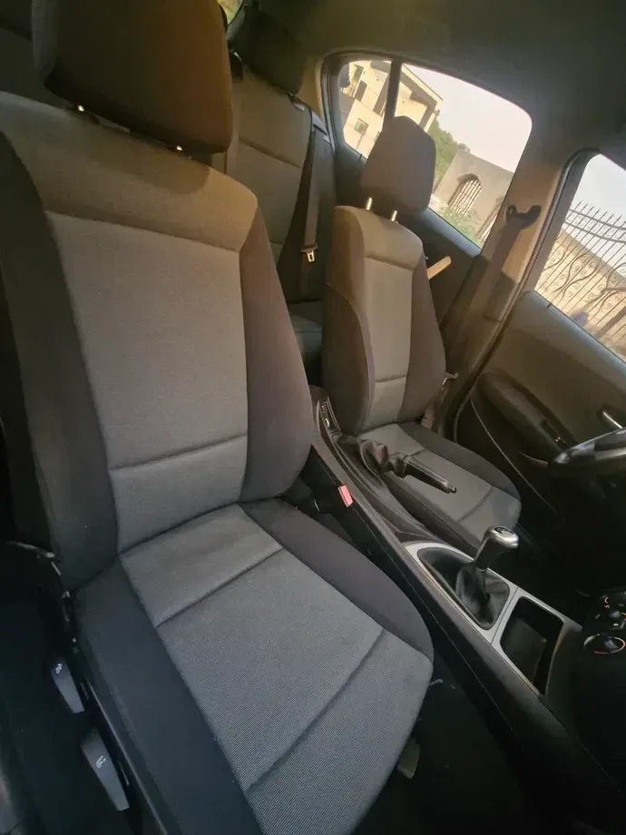 BMW Seria 1 E81/E82/E87/E88 116i — imagine 6
